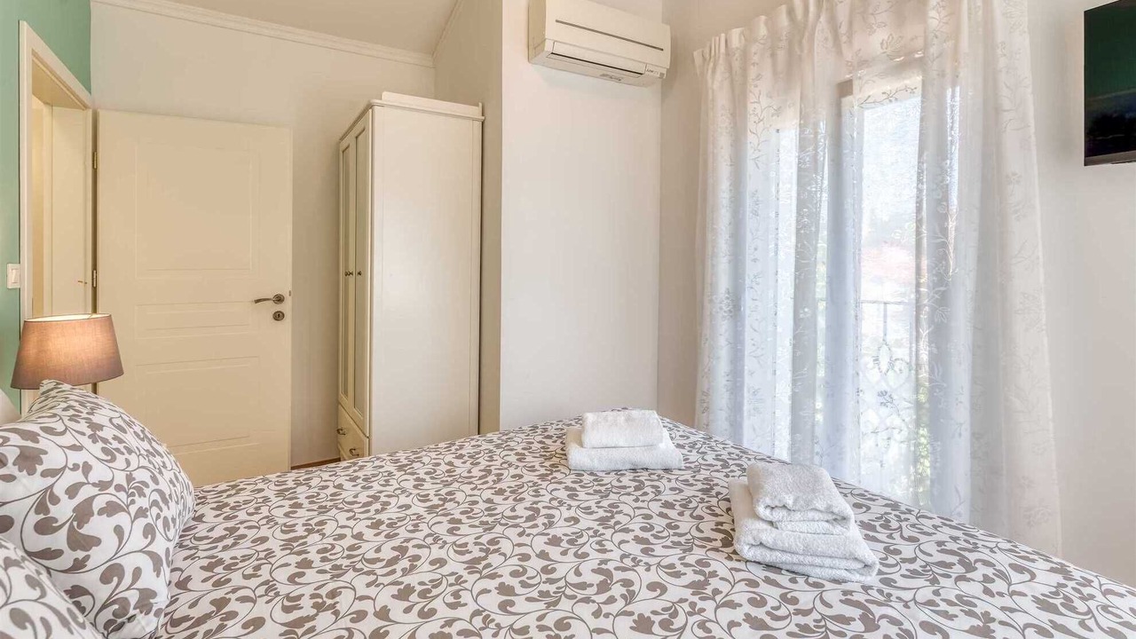 Photo of Bedroom in Malinska