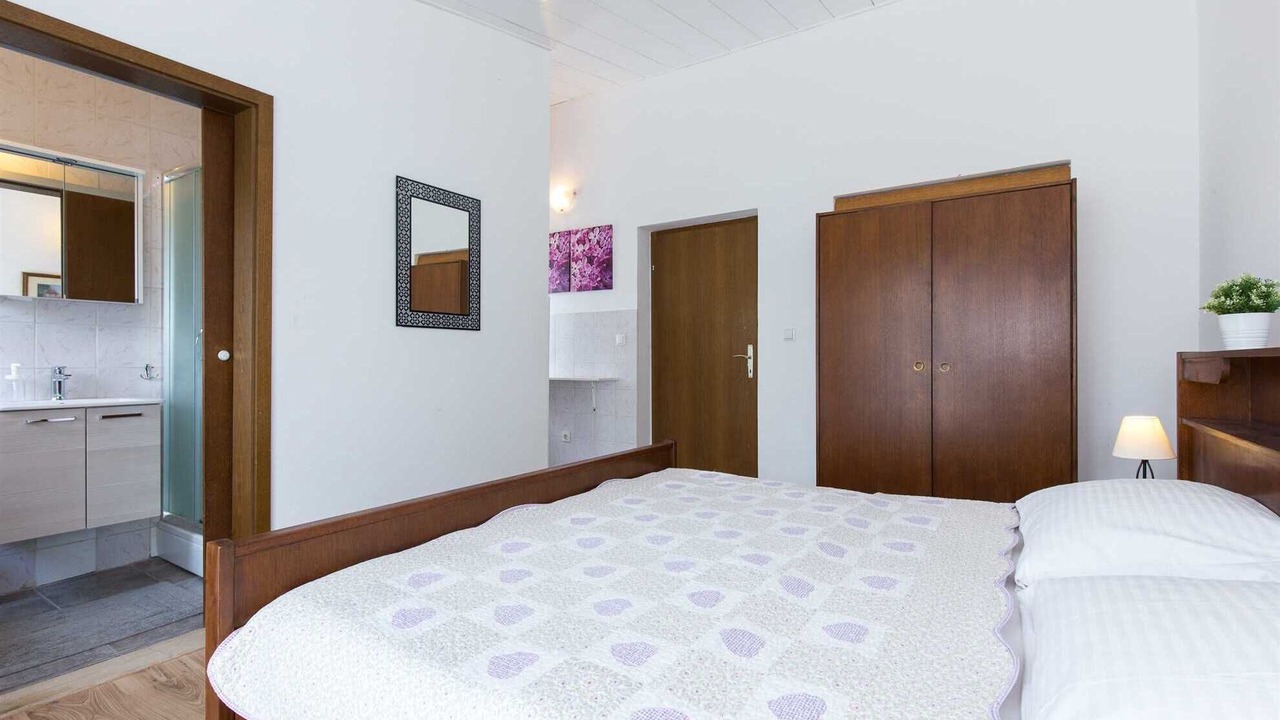 Photo of Bedroom in Malinska