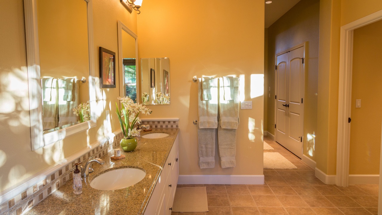 Photo of Others in Kulalani