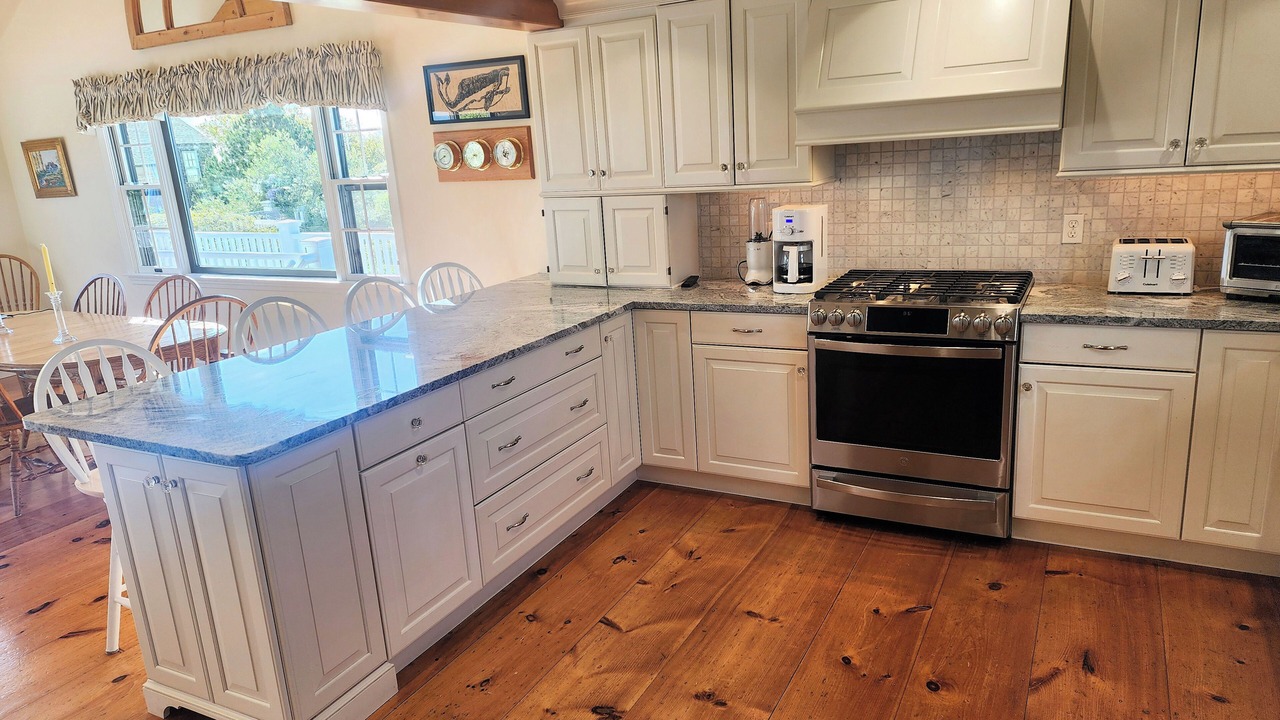 Photo of Kitchen in Tom Nevers