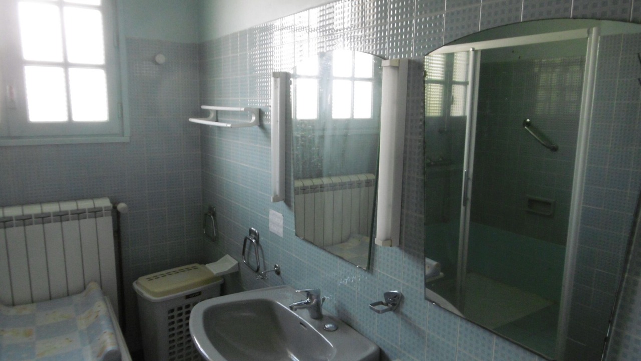 Photo of Bathroom in Arvieu