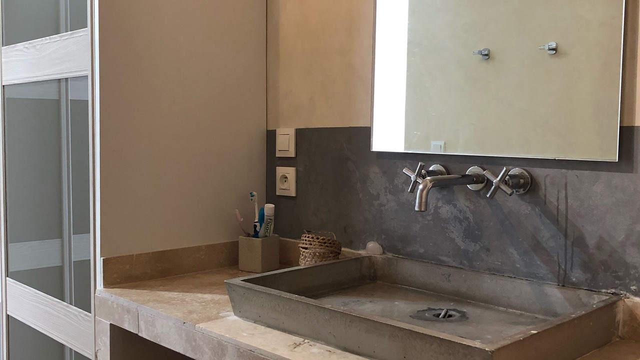 Photo of Bathroom in Saint-Martin-de-Villereglan