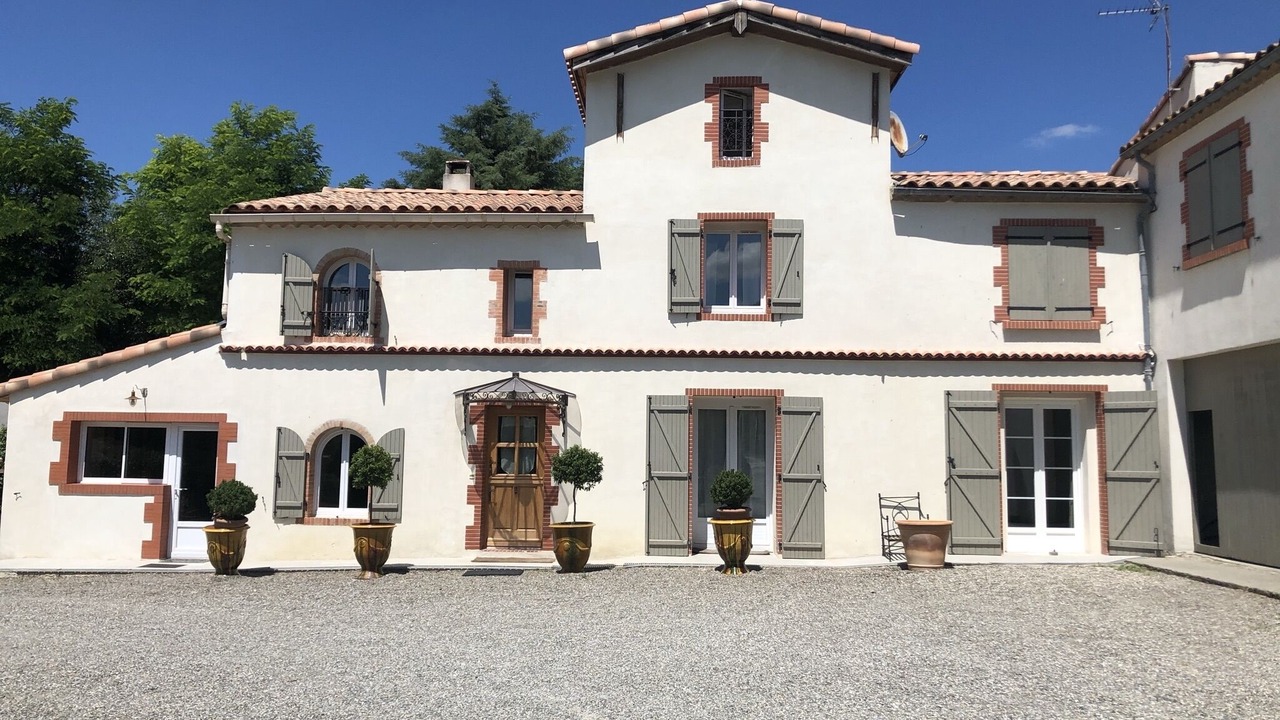 Photo of Outdoor in Saint-Martin-de-Villereglan