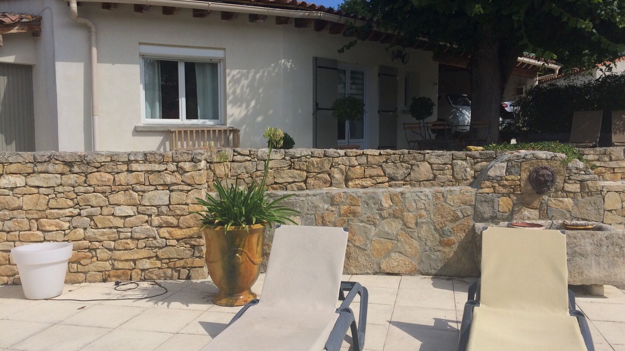 Photo of Patio Balcony in Saint-Martin-de-Villereglan