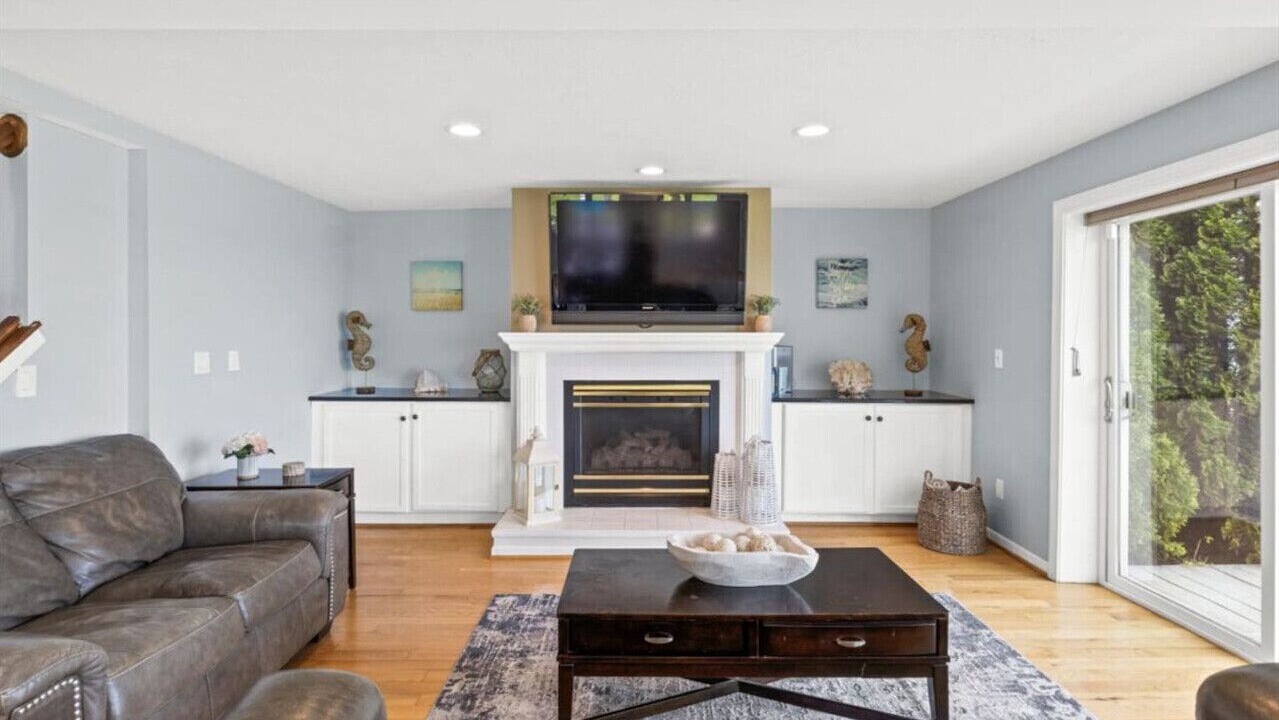Photo of Livingroom in Hilton