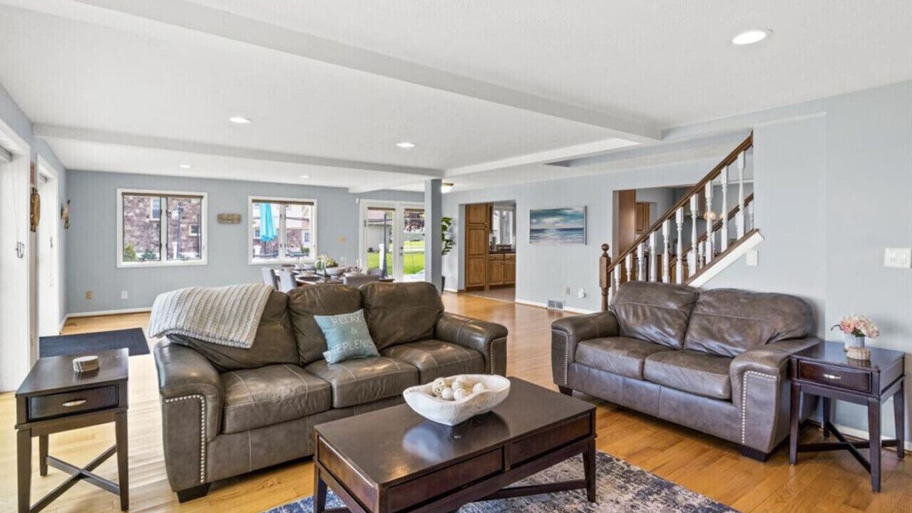 Photo of Livingroom in Hilton