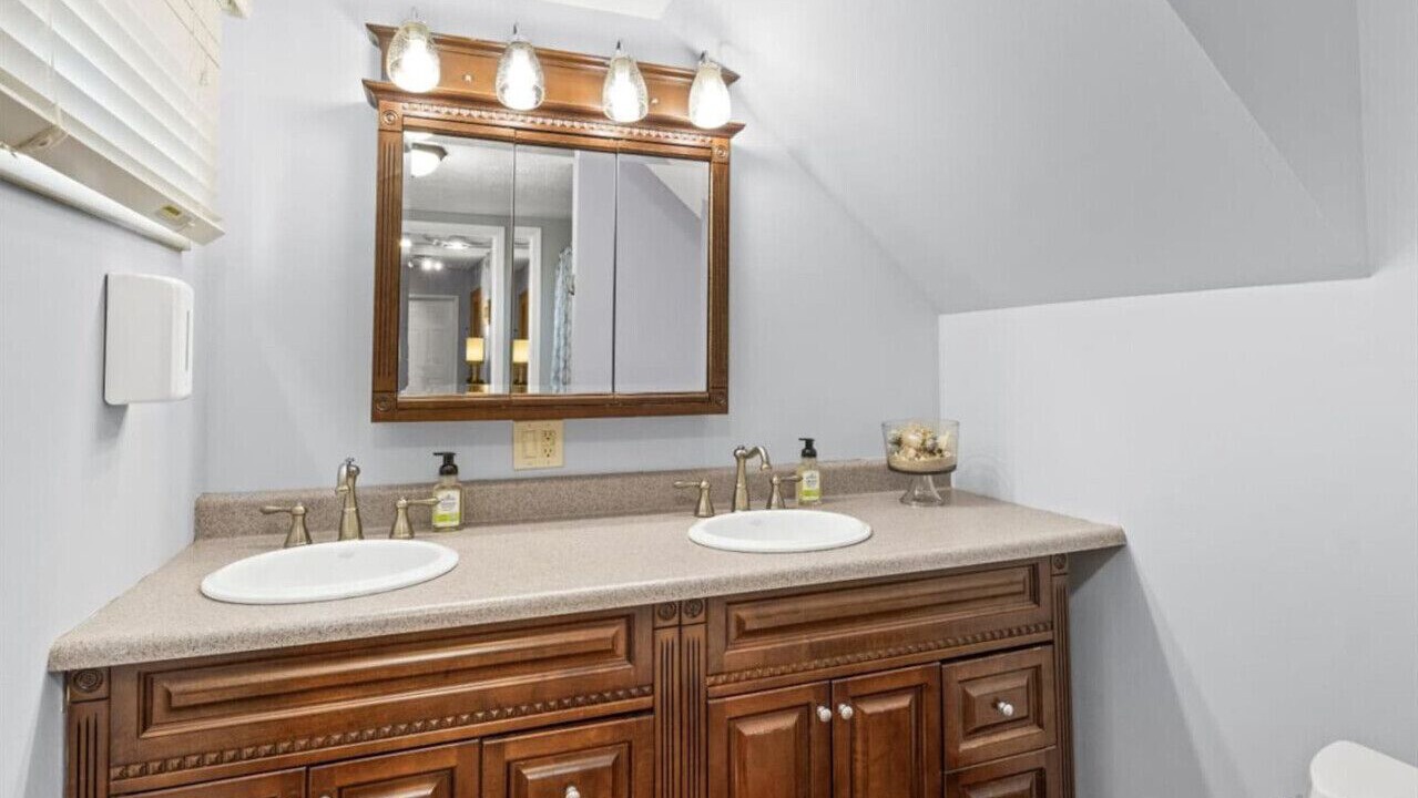 Photo of Bathroom in Hilton