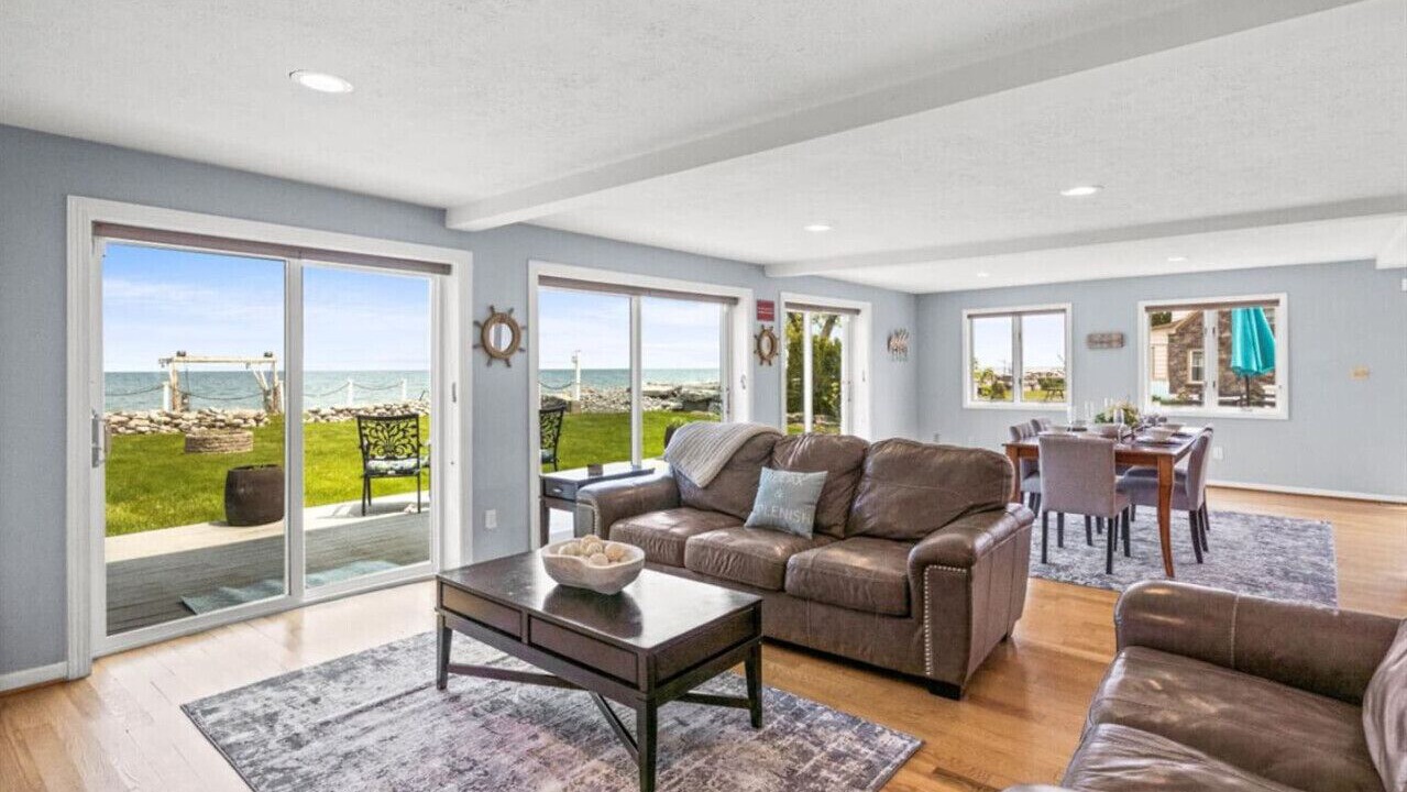 Photo of Livingroom in Hilton