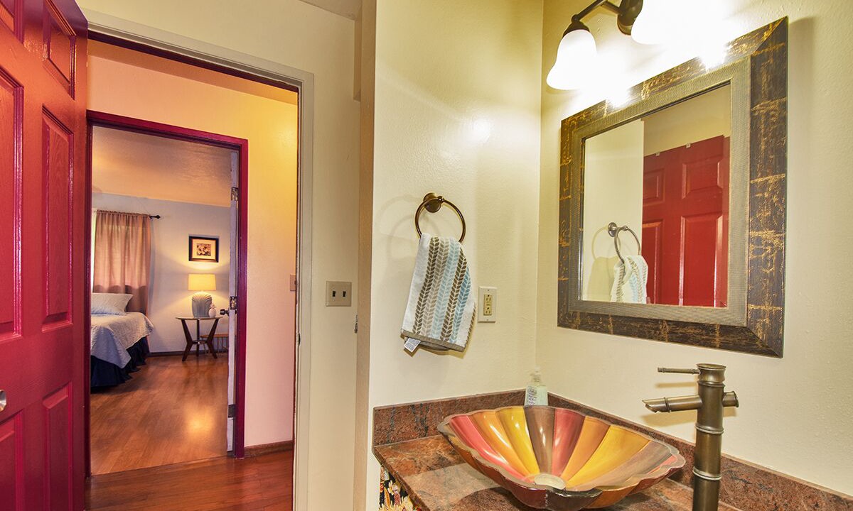 Photo of Bathroom in Kapoho