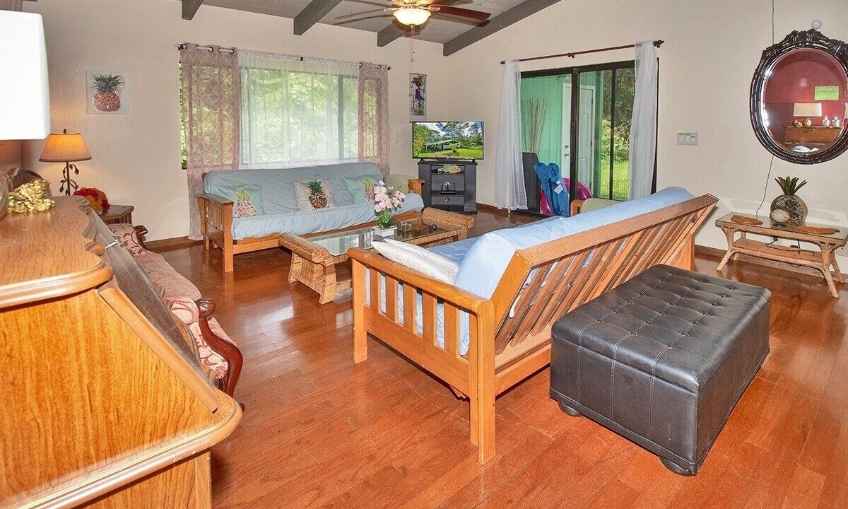 Photo of Livingroom in Kapoho