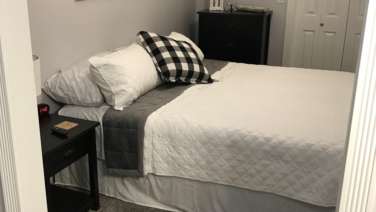 Photo of Bedroom in Iola