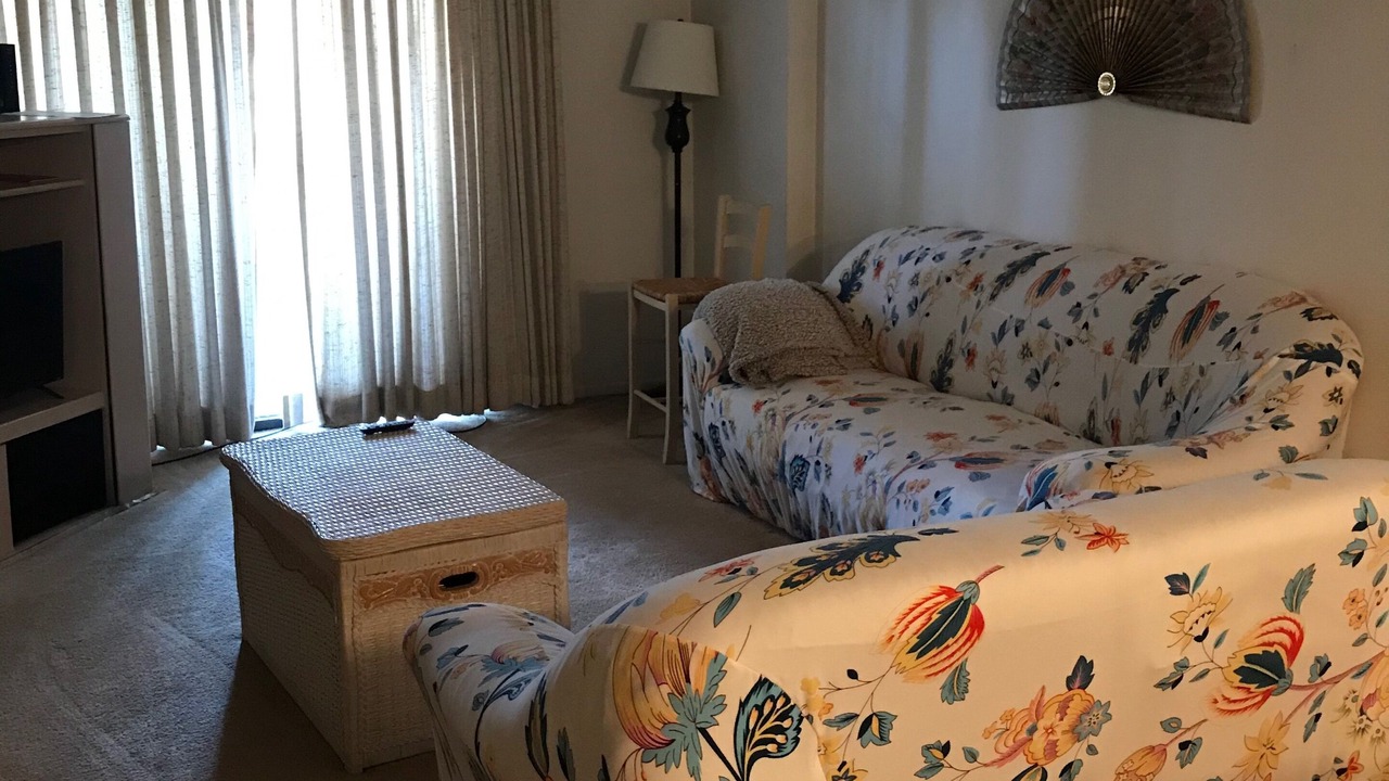 Photo of Livingroom in Clive