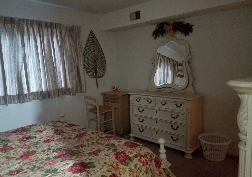 Photo of Bedroom in Clive