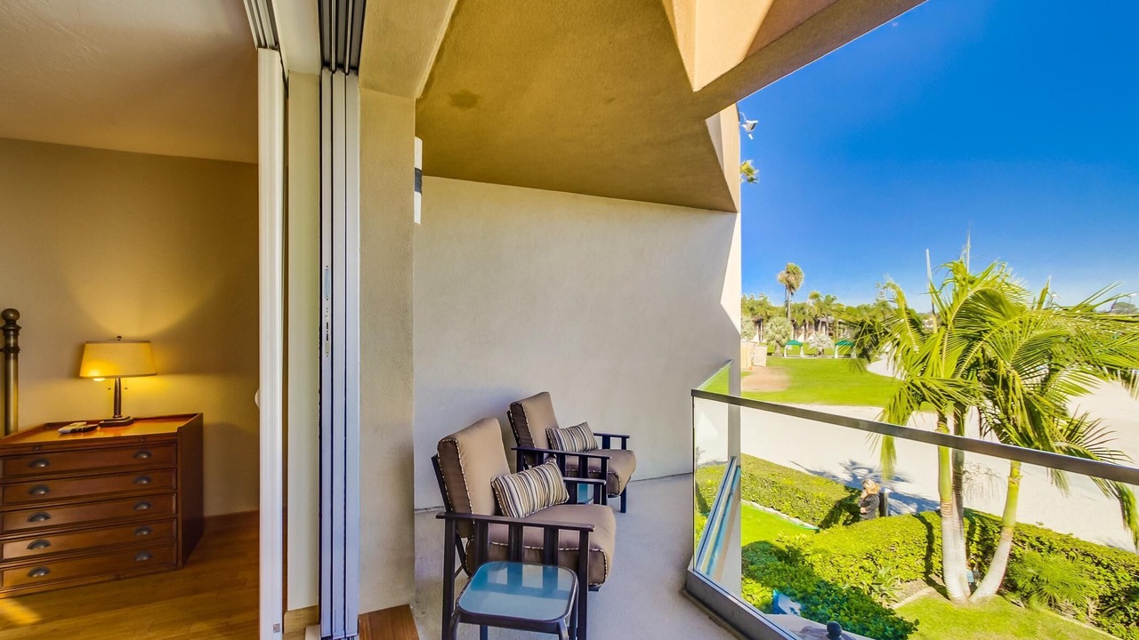 Photo of Patio Balcony in Mission Beach