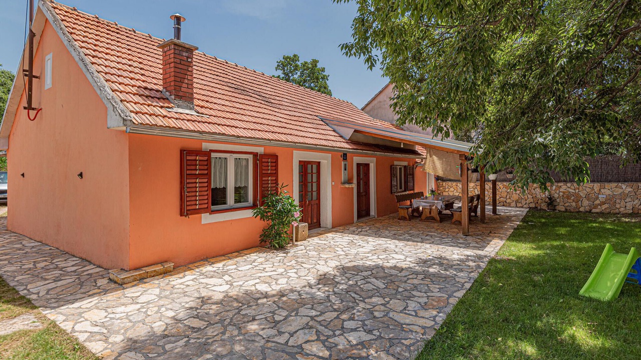 Photo of Outdoor in Drnis
