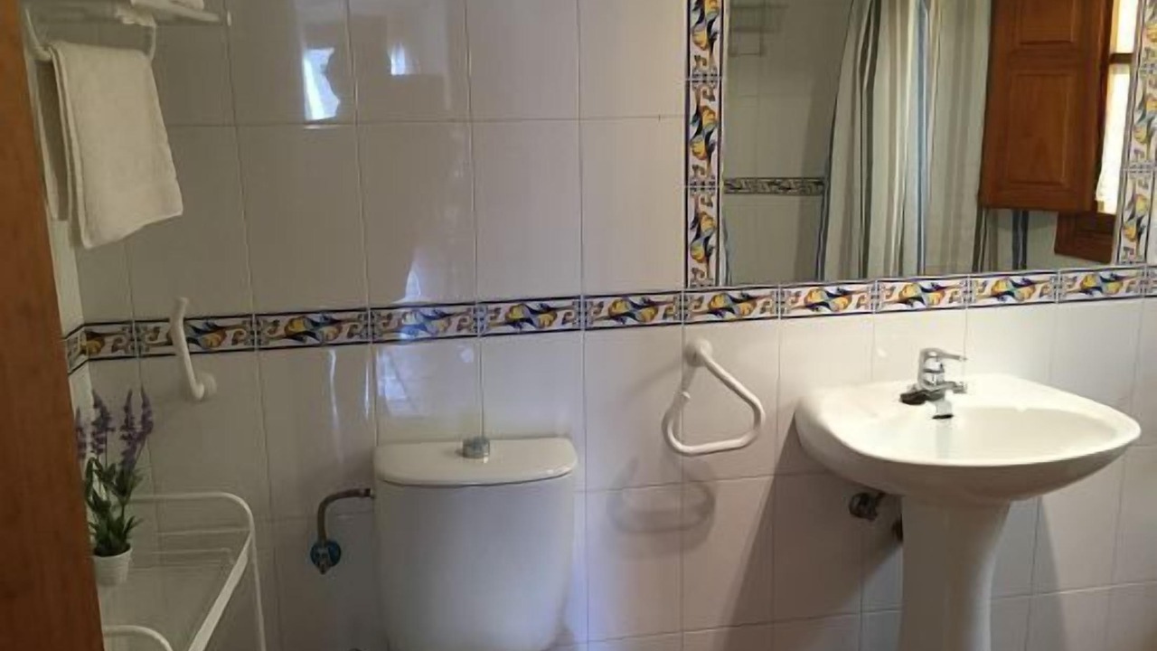 Photo of Bathroom in Montejo de la Sierra