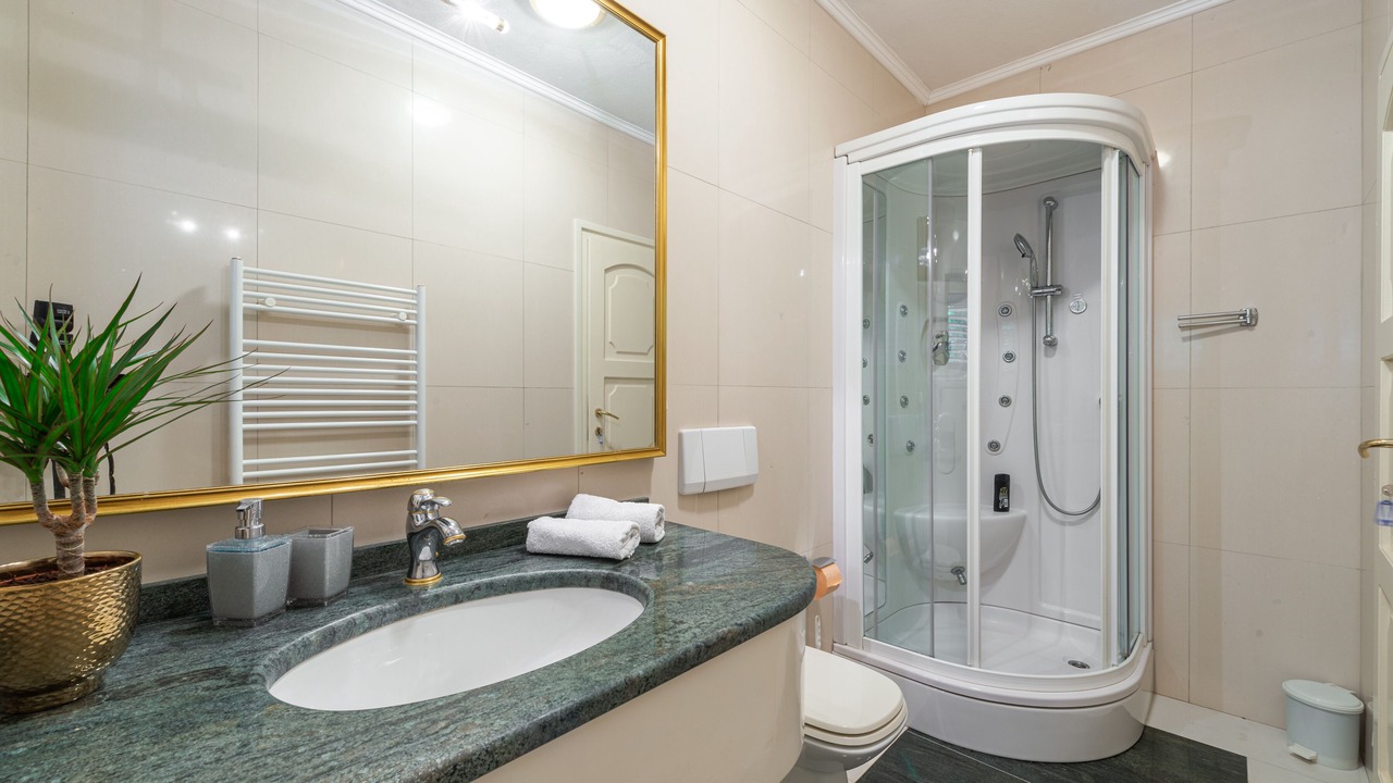 Photo of Bathroom in Dubrovacko Primorje