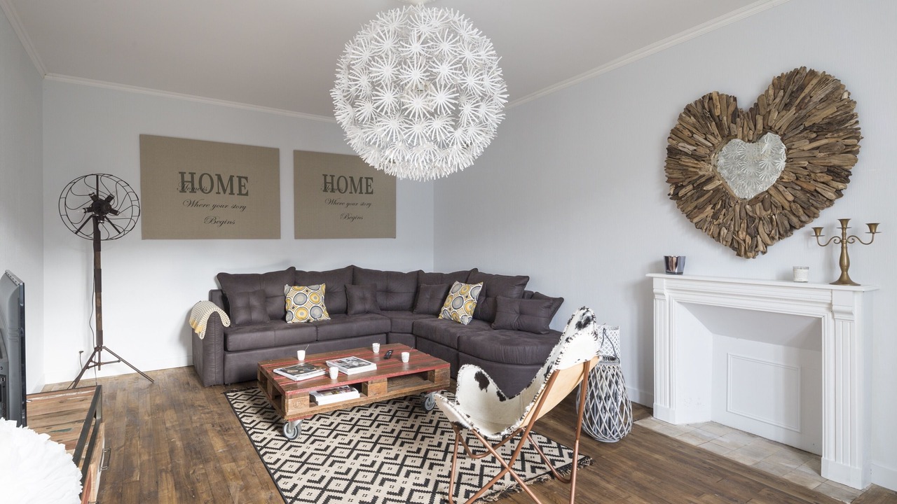 Photo of Livingroom in Saint-Coulomb