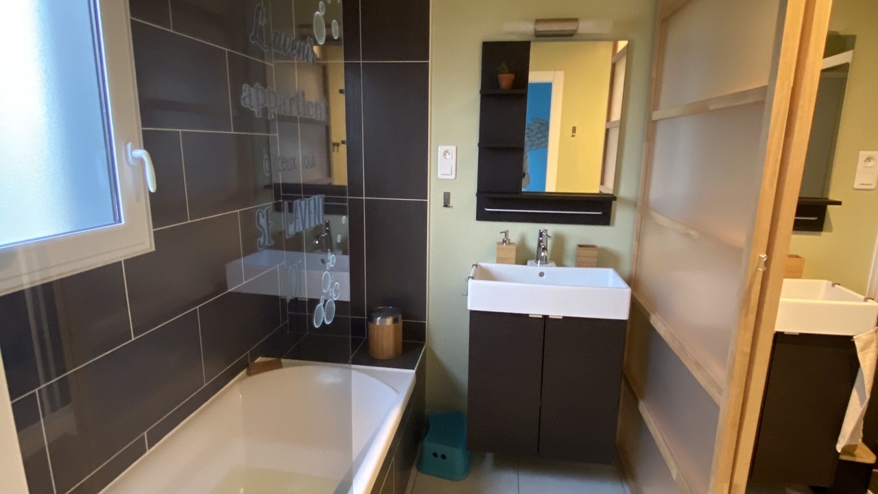 Photo of Bathroom in Saint-Gilles-Croix-de-Vie