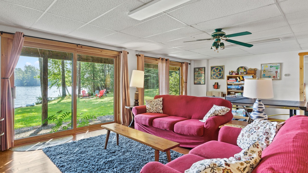 Photo of Livingroom in Chestertown