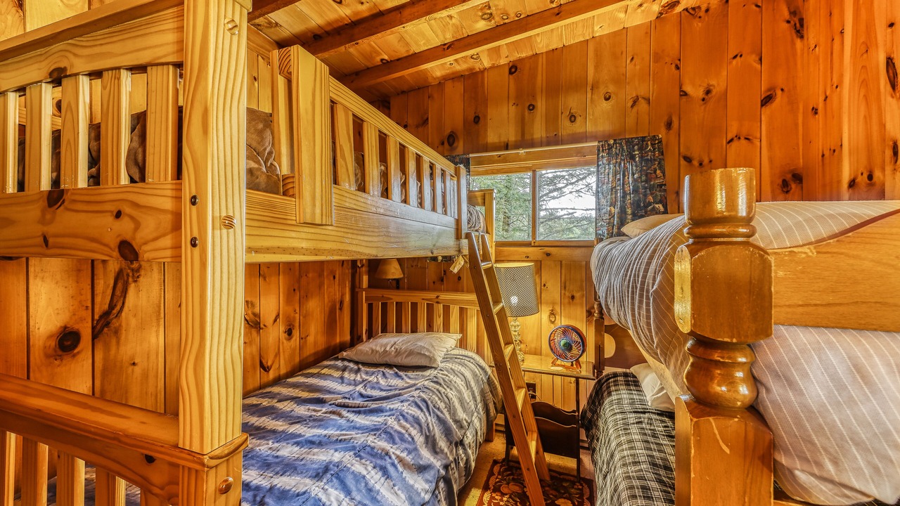 Photo of Bedroom in Chestertown