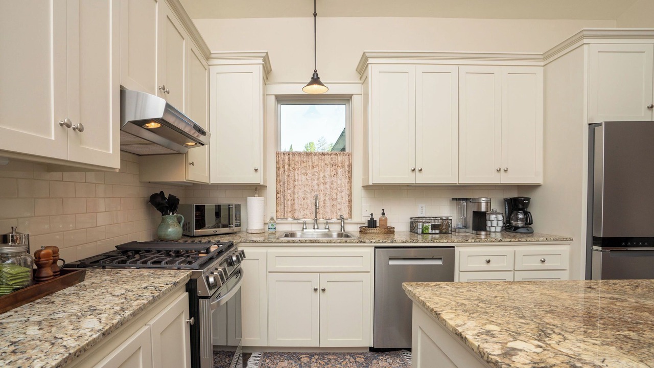 Photo of Kitchen in Grass Valley