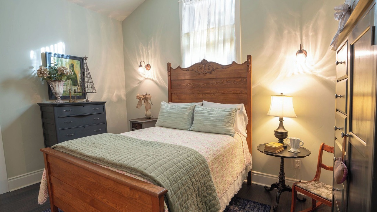 Photo of Bedroom in Grass Valley