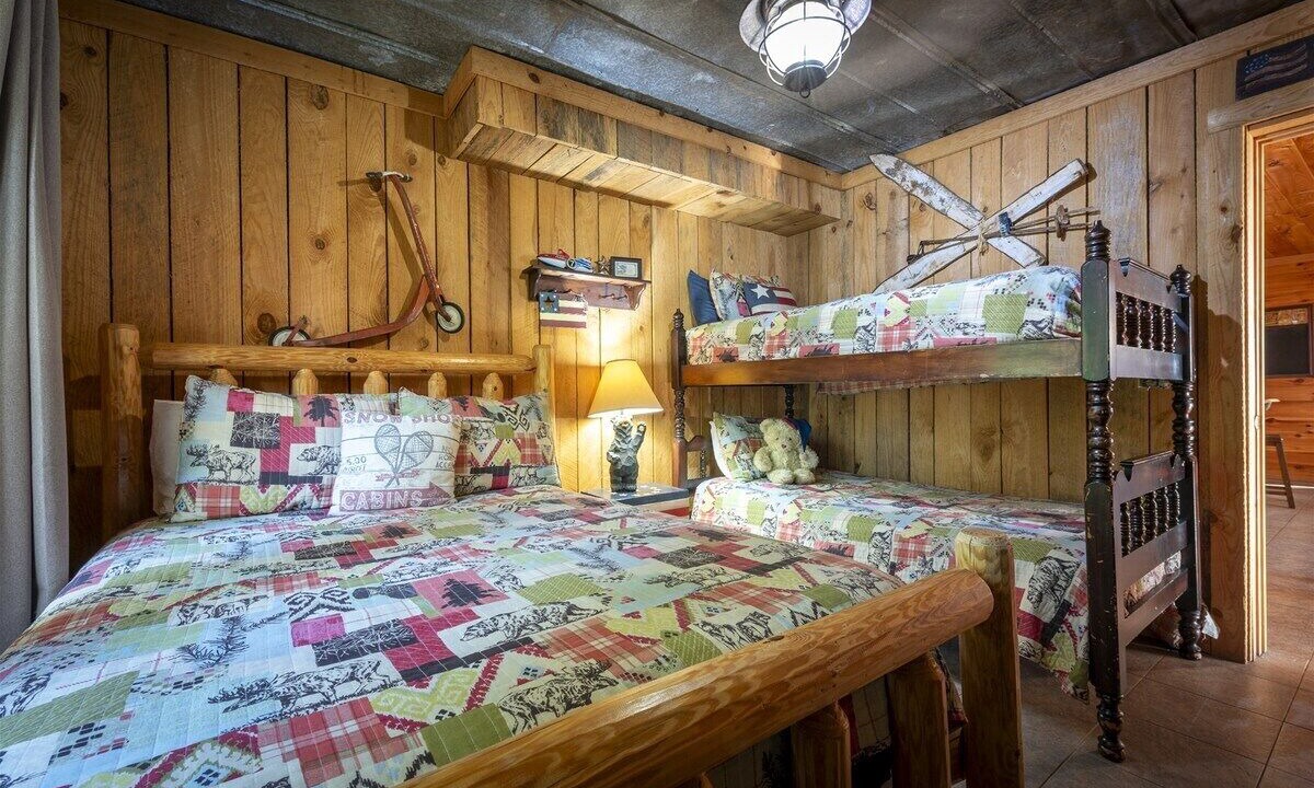 Photo of Bedroom in Sautee Nacoochee