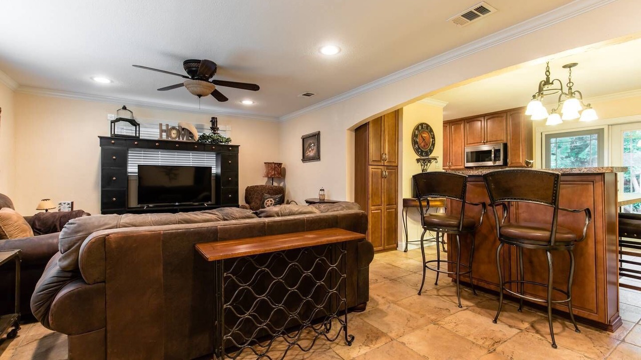 Photo of Livingroom in Ovilla
