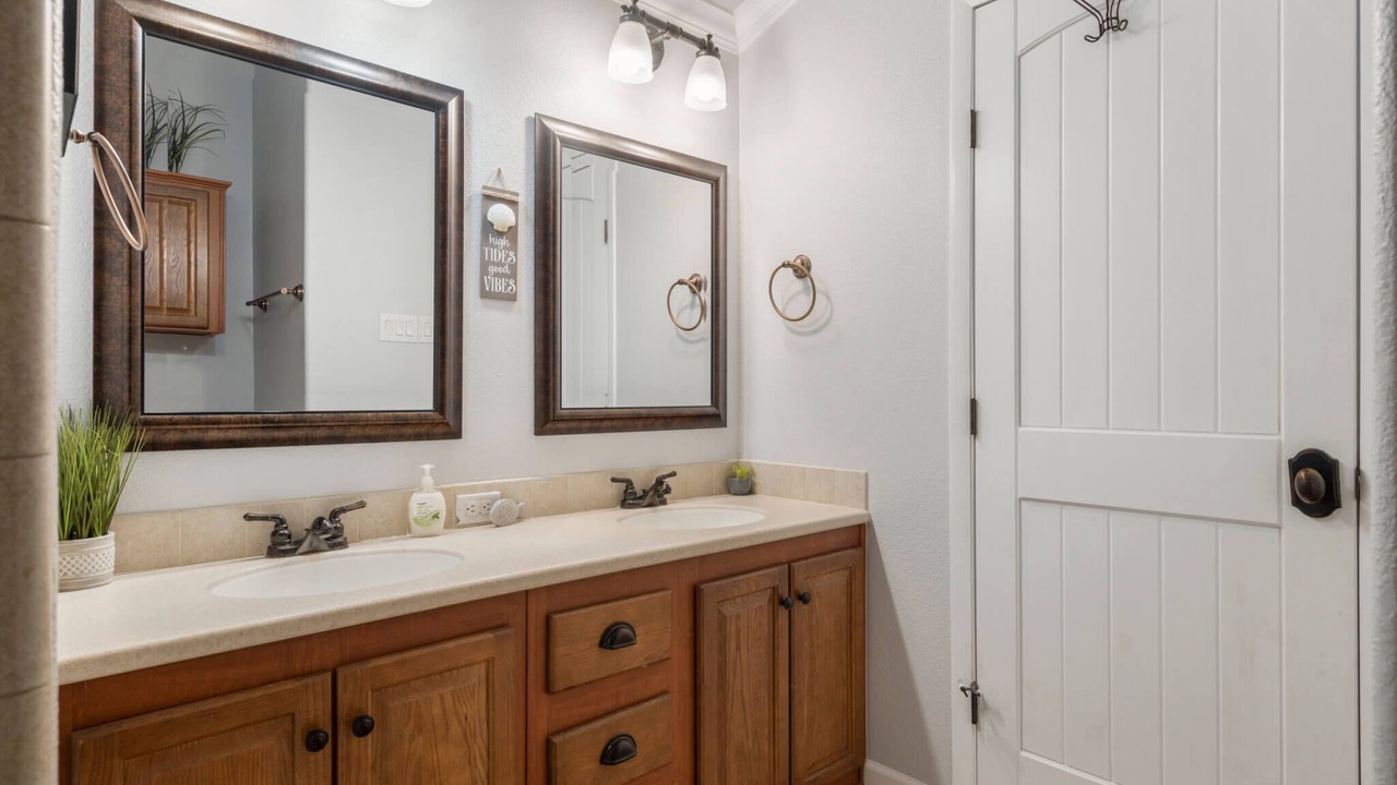 Photo of Bathroom in Sperry