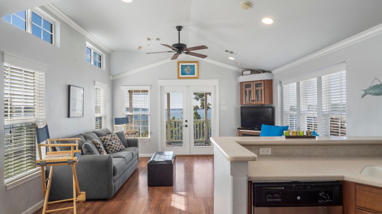 Photo of Livingroom in Sperry