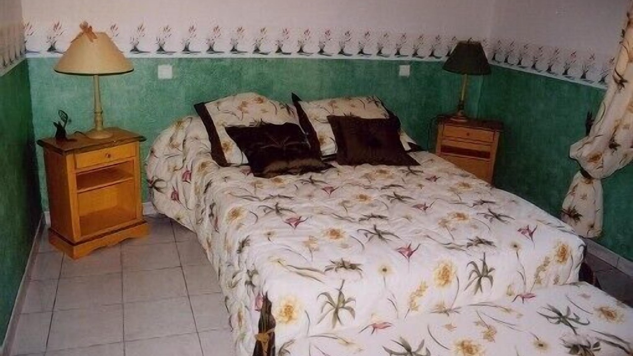 Photo of Bedroom in Eyguieres