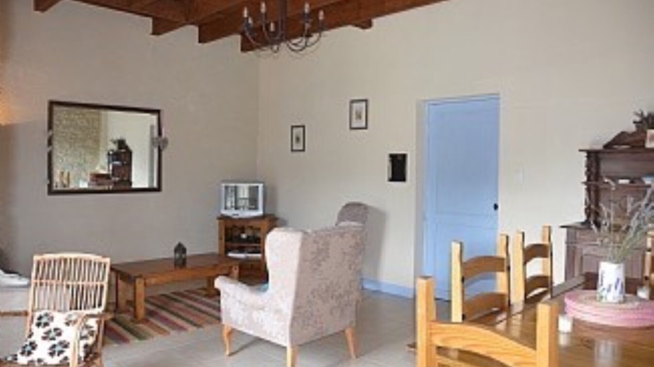 Photo of Livingroom in Beauville