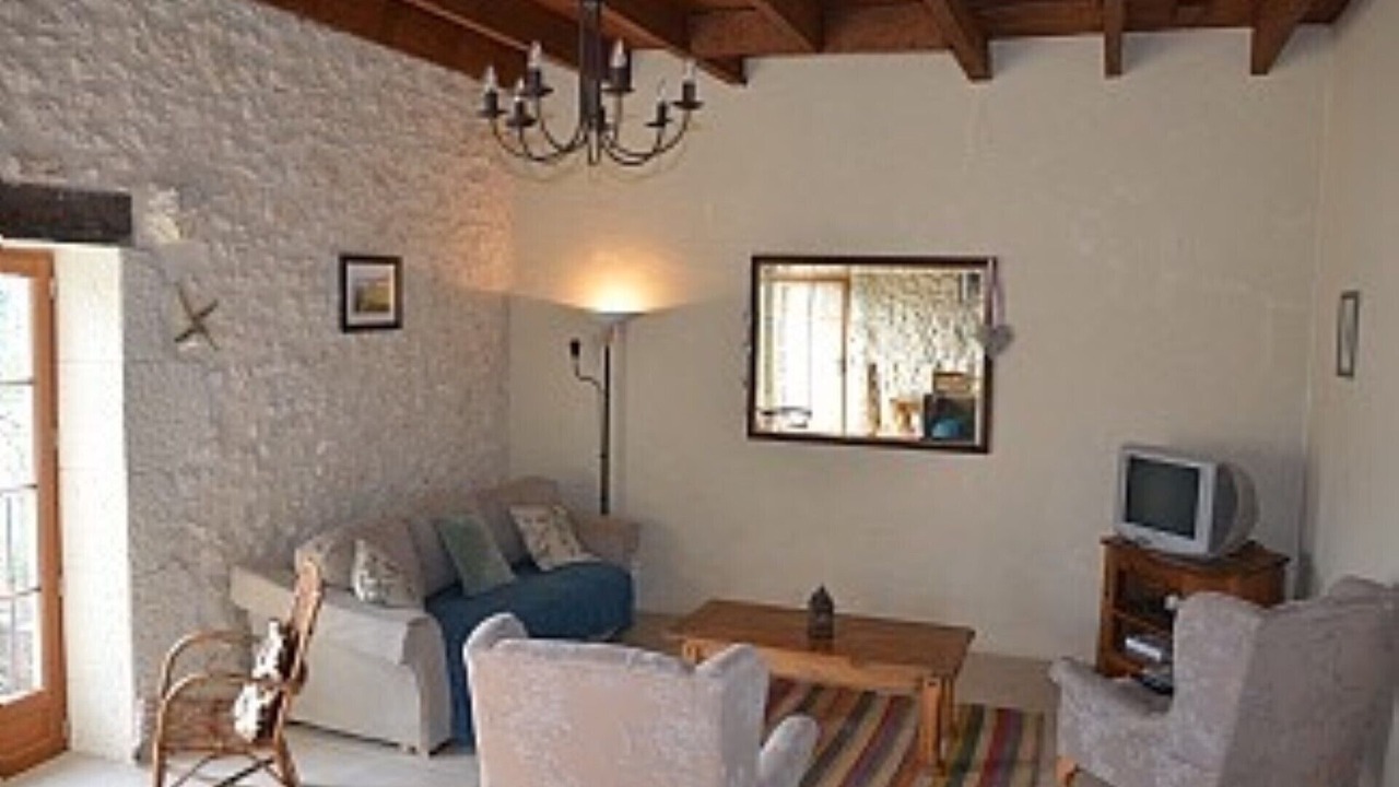 Photo of Livingroom in Beauville