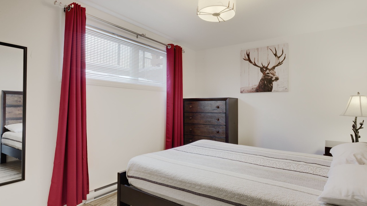 Photo of Bedroom in Stoneham