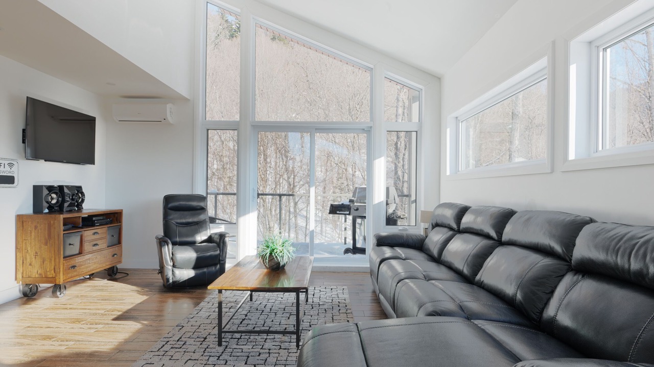 Photo of Livingroom in Stoneham
