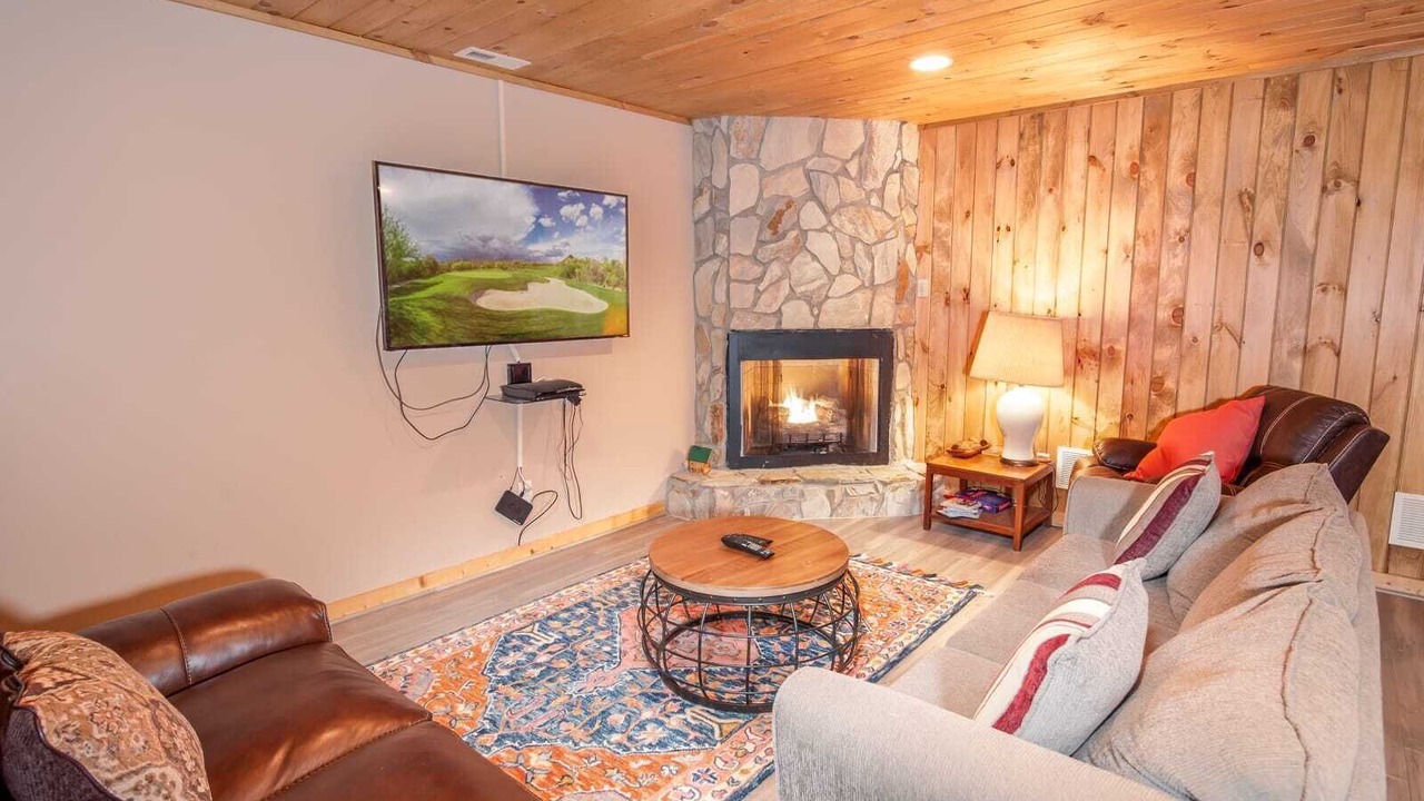 Photo of Bedroom in Zionville
