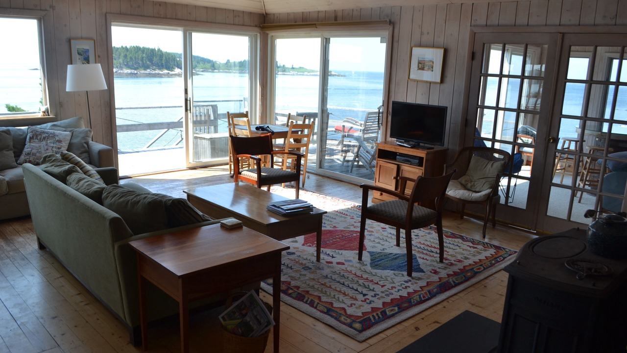Photo of Livingroom in West Point