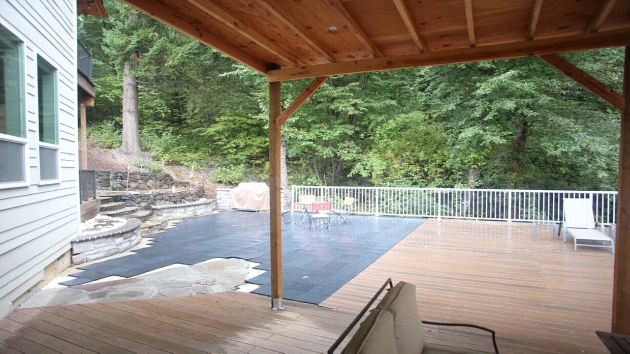 Photo of Patio Balcony in Happy Valley
