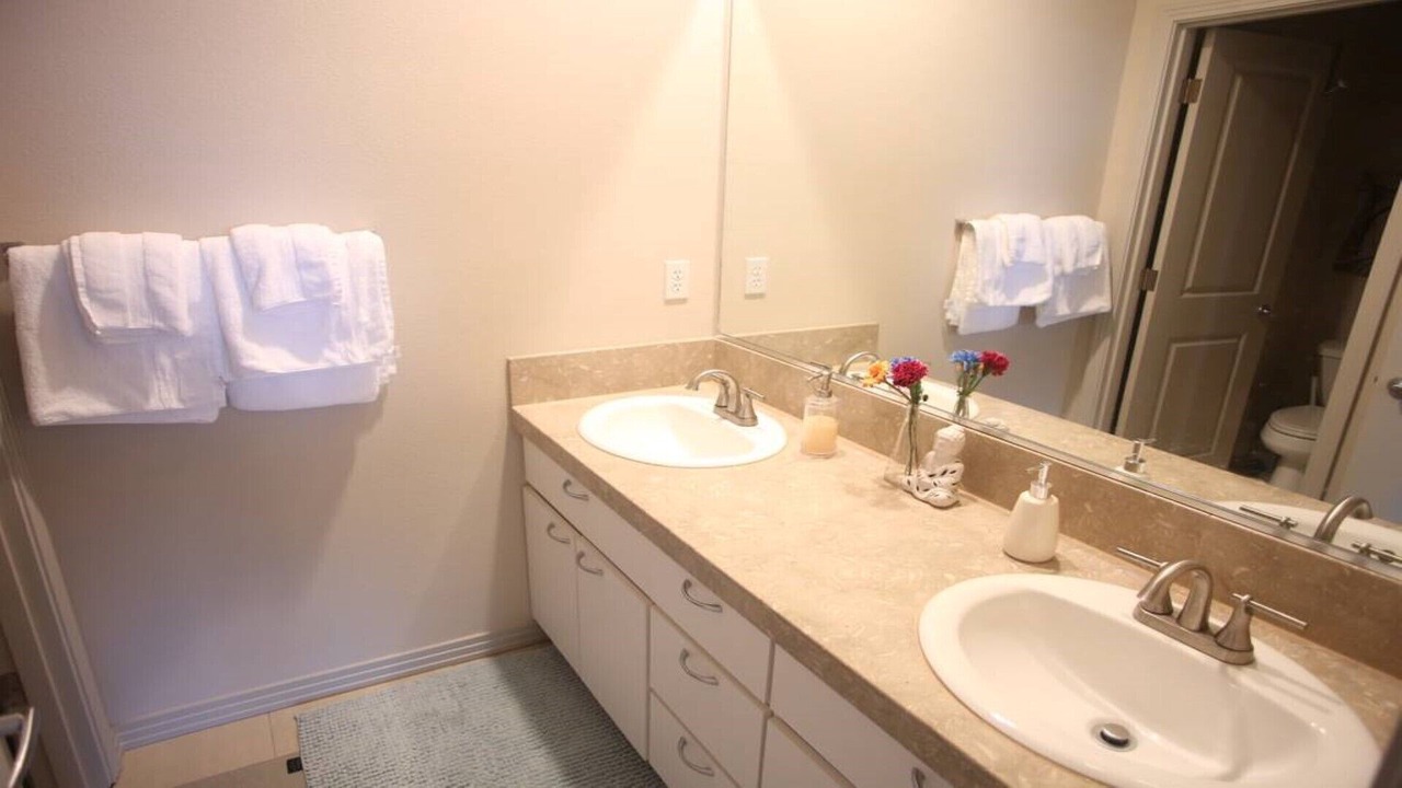 Photo of Bathroom in Happy Valley