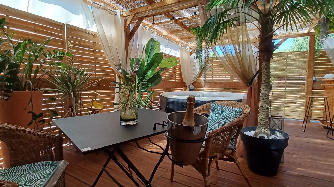 Photo of Patio Balcony in Bras