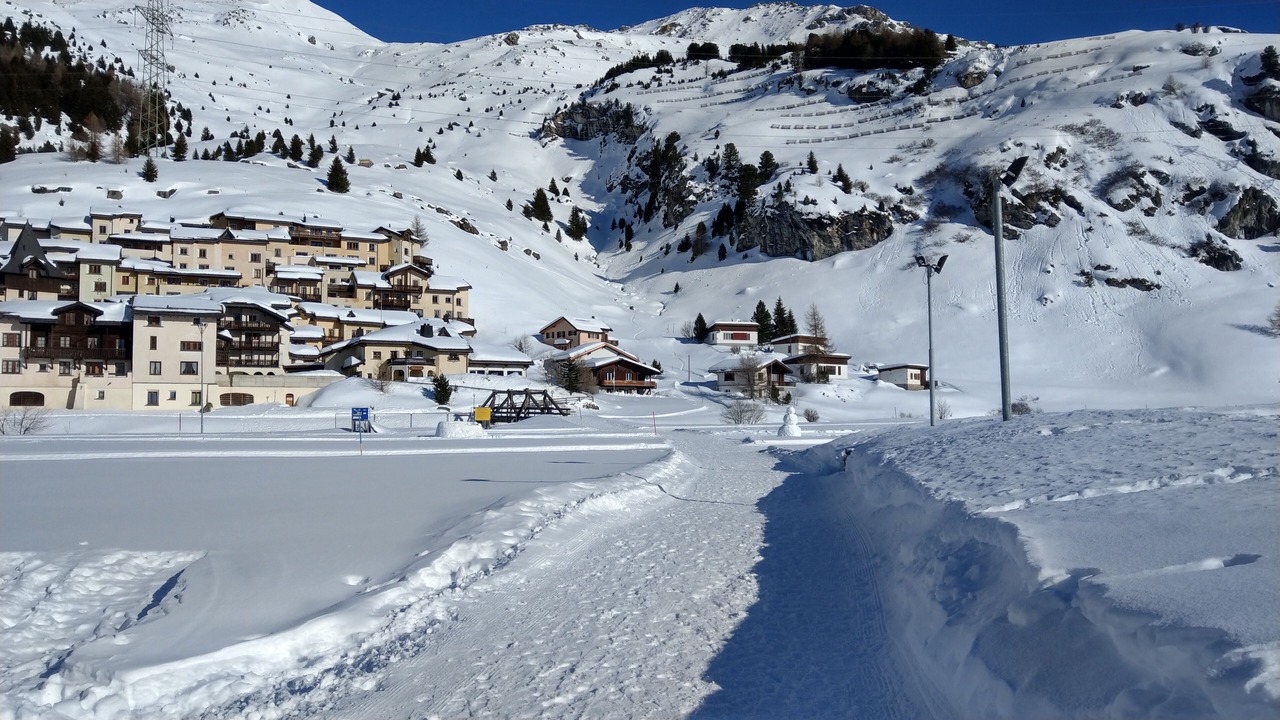 Photo of Others in Bivio
