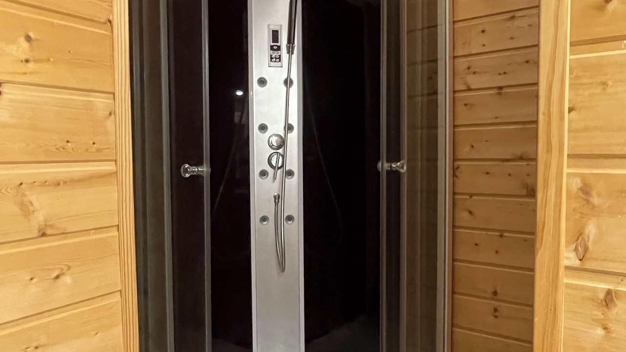 Photo of Bathroom in Font-Romeu-Odeillo-Via