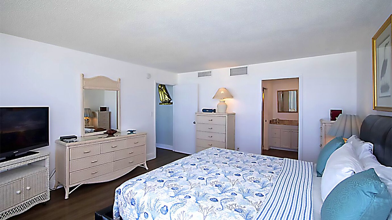 Photo of Bedroom in Daytona Beach Shores