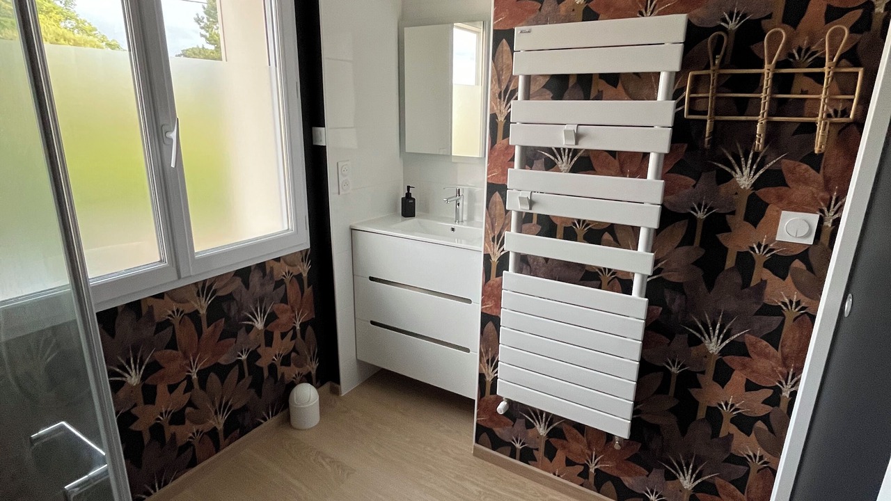 Photo of Bathroom in Locquirec