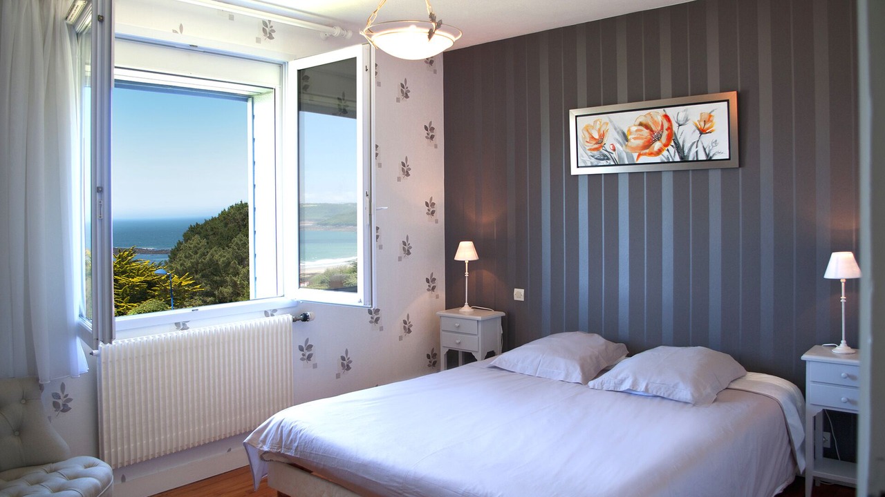 Photo of Bedroom in Locquirec