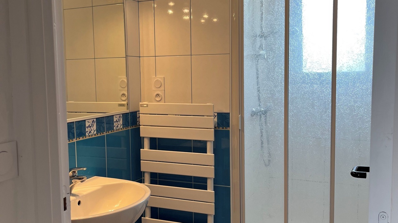 Photo of Bathroom in Locquirec