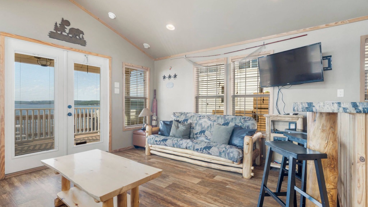 Photo of Livingroom in Sperry