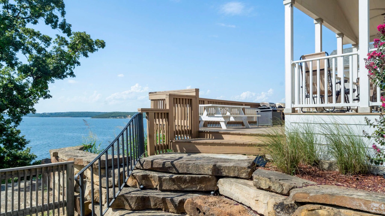 Photo of Patio Balcony in Sperry