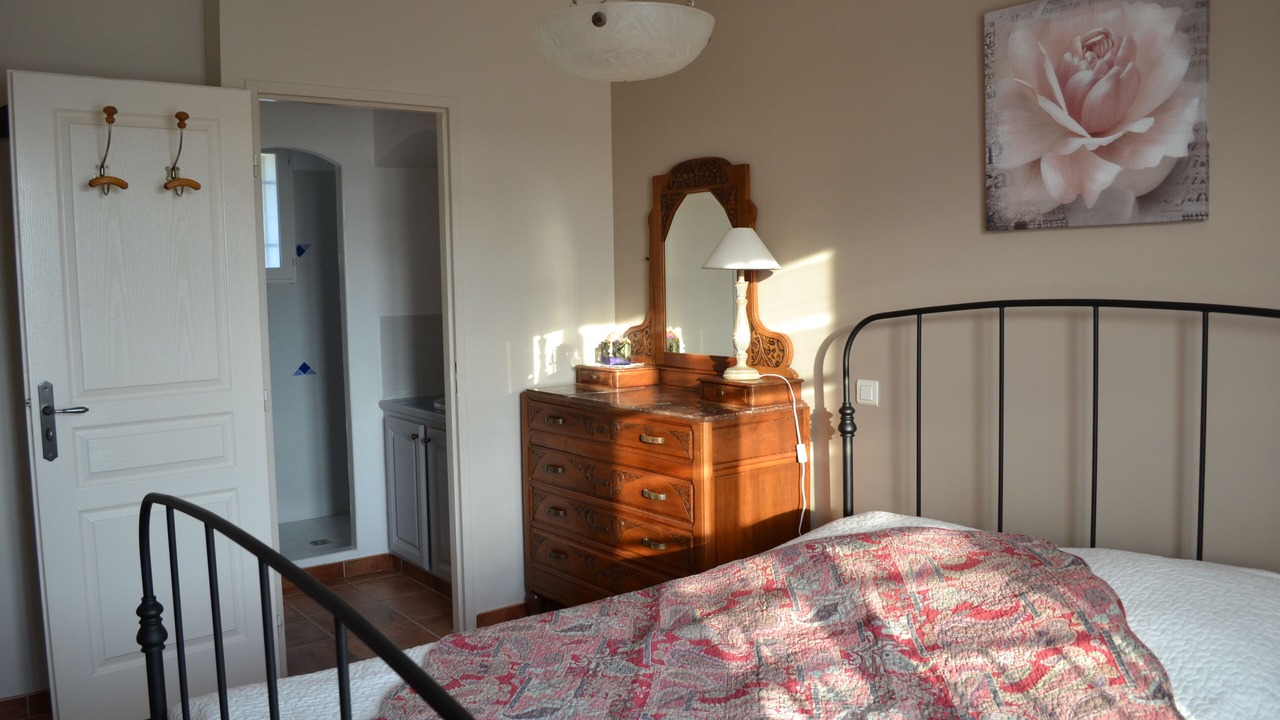Photo of Bedroom in Connaux